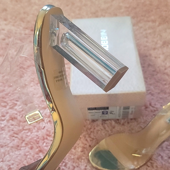 Rose gold clear ankle strap block high heel. Size 9. Cape robbin - Picture 5 of 7